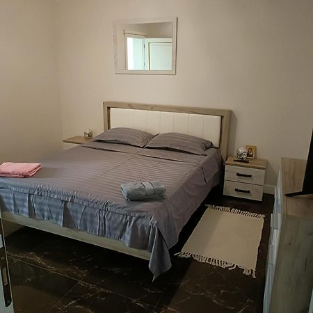 Residence Manu Tirgu Neamt Εξωτερικό φωτογραφία