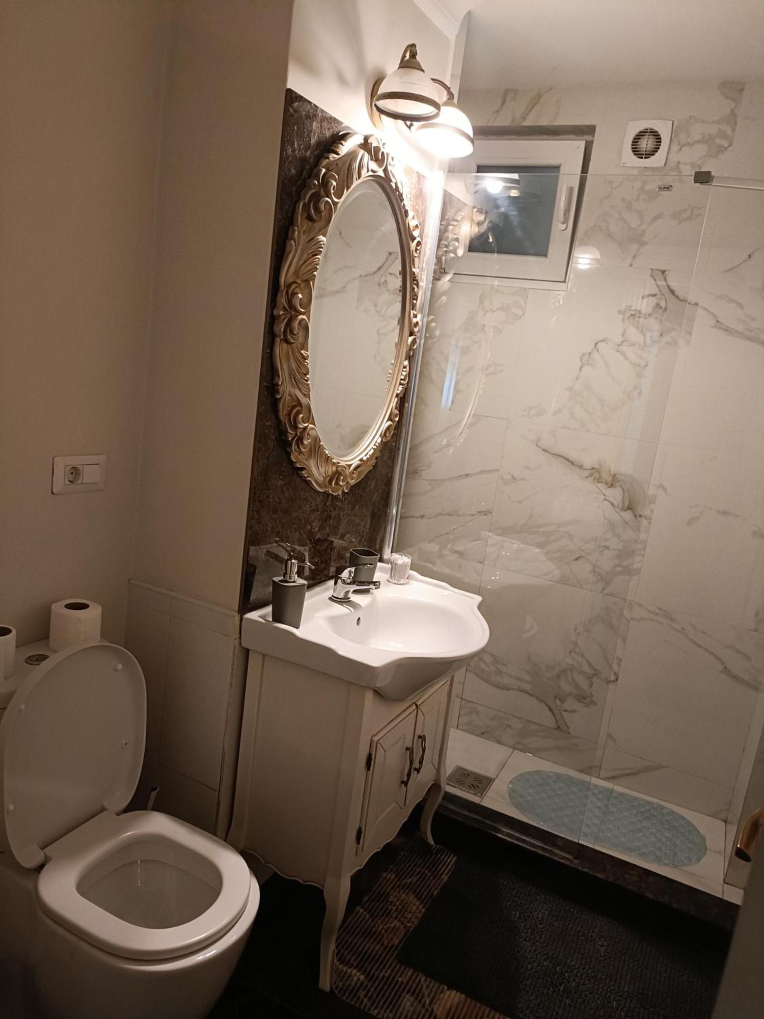 Residence Manu Tirgu Neamt Εξωτερικό φωτογραφία