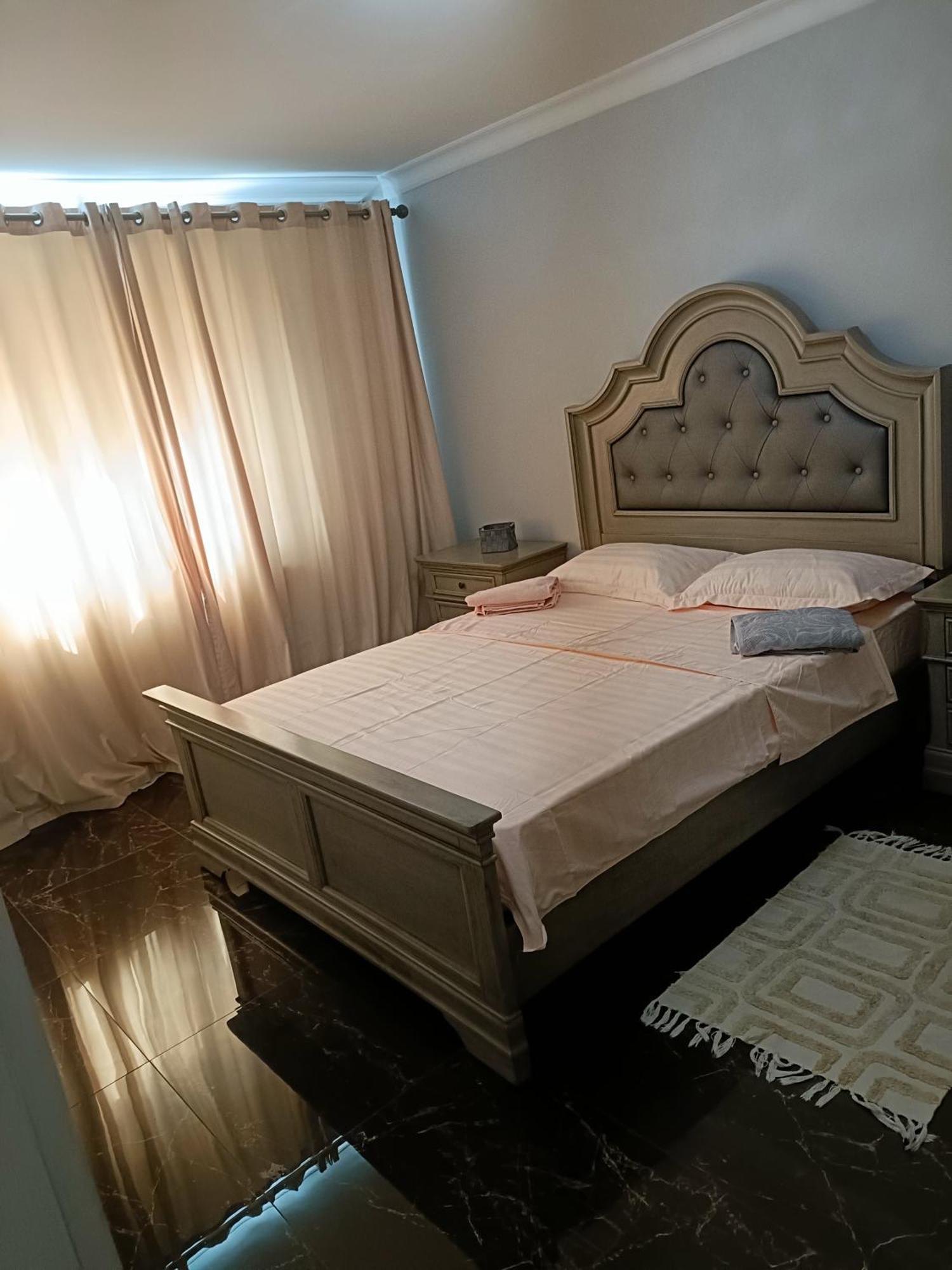 Residence Manu Tirgu Neamt Εξωτερικό φωτογραφία